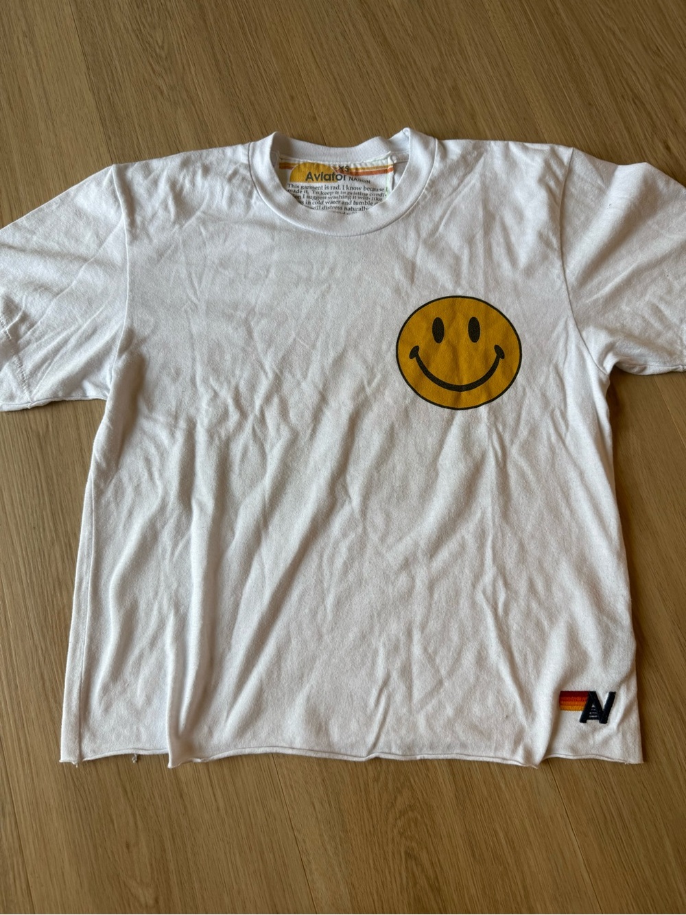 Aviator Nation Smiley Tee Sz XS Chasing Rainbows